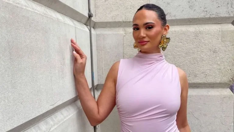 Jasmine Love is Blind